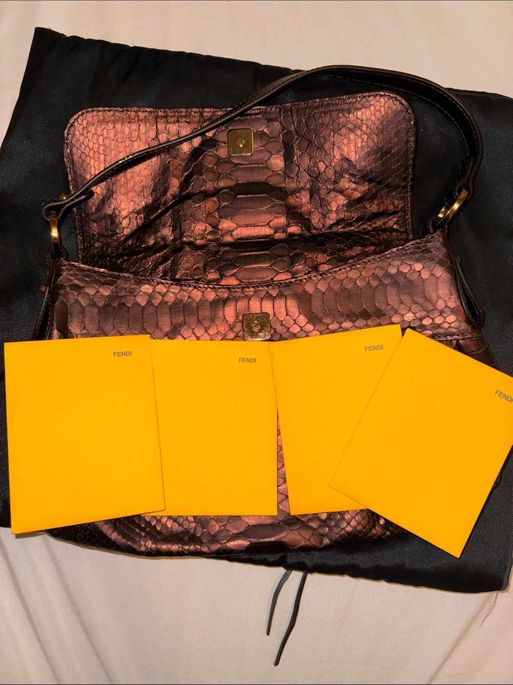 Fendi Bolso Python Metallic Bag - Picture 8 of 10